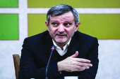 کارت واکسن برای امتحانات حضوری الزامی نیست