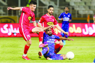 همه باید از پرسپولیس حمایت کنیم