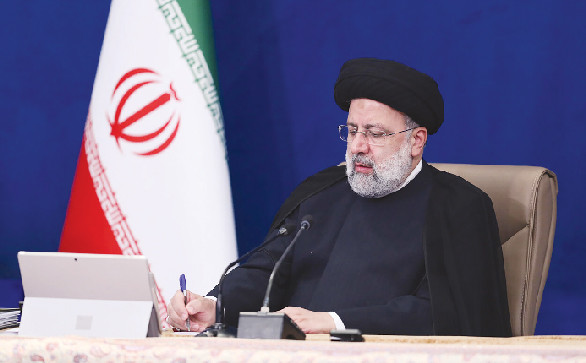 آیت الله رئیسی: روز خبرنگار، مجالی برای پاسداشت شفافیت و حق مردم بر دانستن است