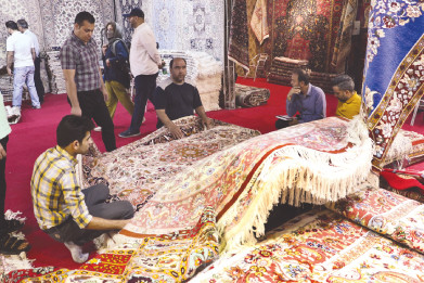 نمایشگاه "فرش دستباف ایران" و "خدمات کسب و کار ایران"