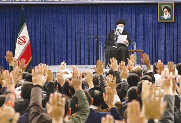 کشور نیازمند کارهای بزرگ و تحولی است