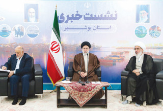 رئیس‌جمهوری:  دانش‌بنیان‌ها در زمینه جمع‌آوری گازهای مشعل پالایشگاه‌ها فعال می‌شوند