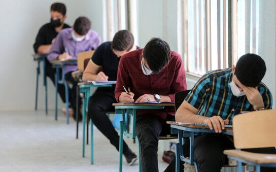 تمدید مهلت ثبت‌نام کارشناسی ارشد با آزمون و بدون آزمون دانشگاه آزاد اسلامي