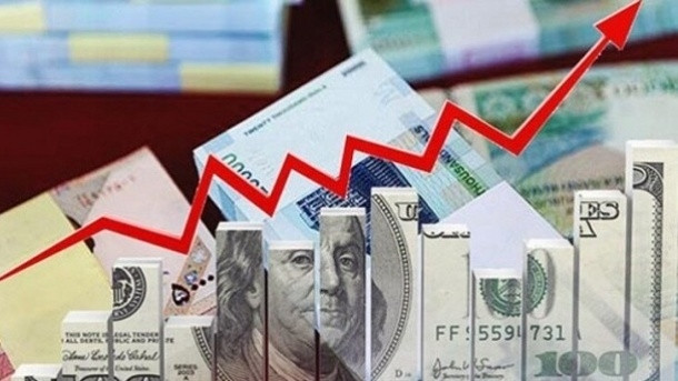 نه افزایش و نه ریزش نرخ ها منطقی نیست