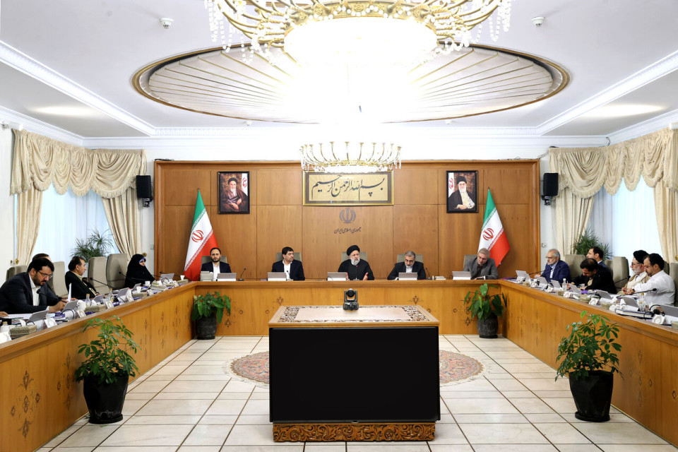 دولتمردان برای رشد اقتصادی اقدامات تحول‌گرایانه داشته باشند