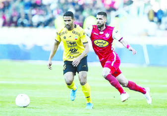 بررسی شرایط صعود پرسپولیس و سپاهان