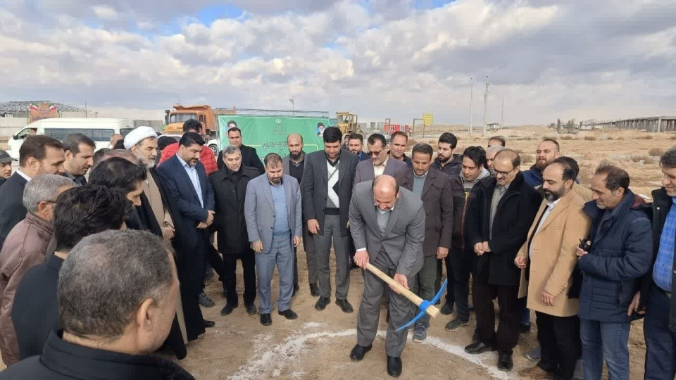 کام خانواده های خوش جمعیت متقاضی زمین در شهرجدید امیرکبیر شیرین شد