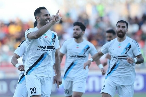 پیکان بالاتر از پرسپولیس و استقلال