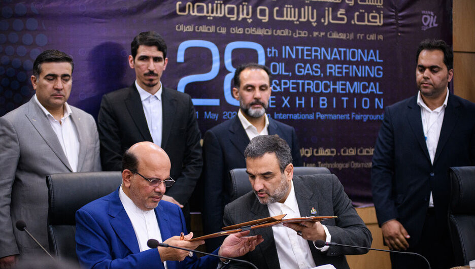 ۸ تفاهم‌نامه توسعه میدان‌های نفت و گاز به ارزش ۸ میلیارد دلار امضا شد