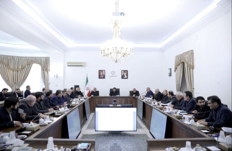 تولید نفت خام ایران ۴۰۰ هزار بشکه در روز افزایش می‌یابد