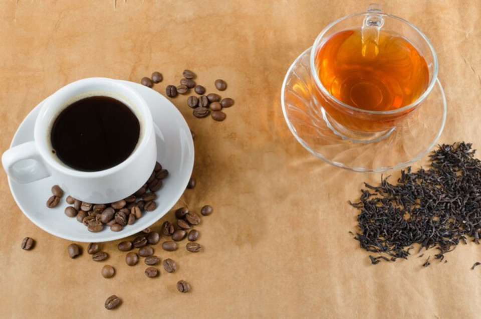 به این دلایل قبل و بعد از غذا چای و قهوه ننوشید