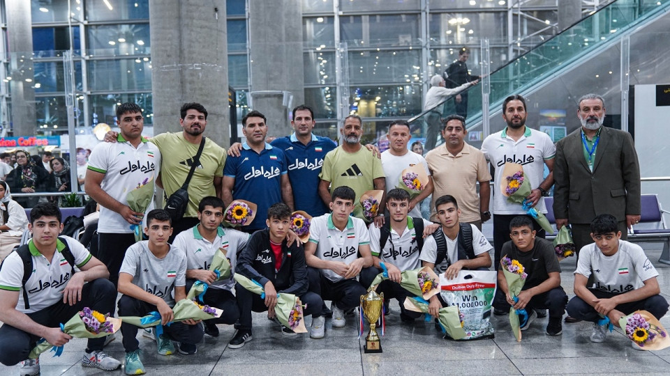 ملی پوشان فرنگی کار ایران نایب قهرمان آسیا شدند