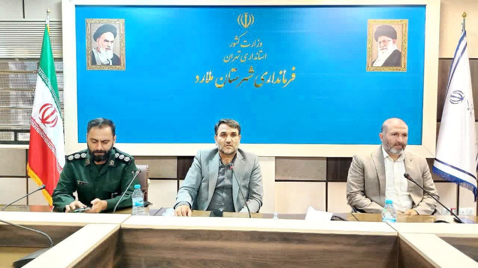 نشست هم اندیشی مدیران شهرستان ملارد  با مسئولین گروه های جهادی بسبج
