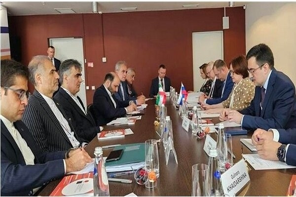 دیدار روسای‌ کل بانک مرکزی ایران و روسیه  در مسکو