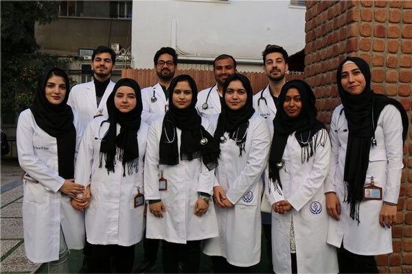 نحوه پذیرش دانشجوی خارجی علوم پزشکی تغییر کرد؛ منع پذیرش اتباع مهاجر