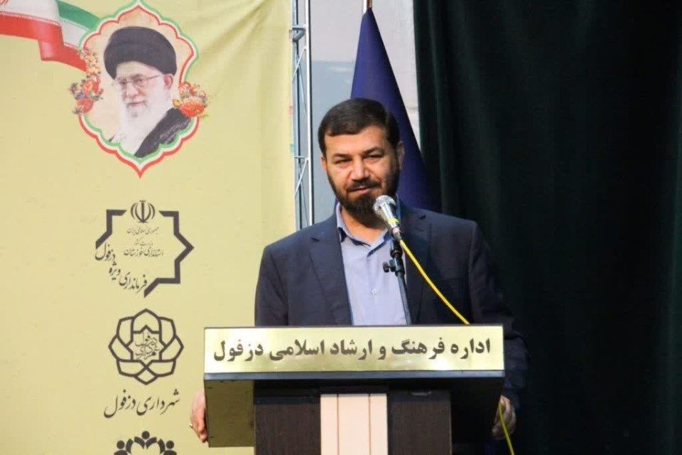ظرفیت‌های فرهنگی توانایی تربیت نسل را دارند
