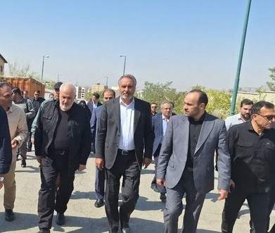 وزیر نیرو از تصفیه خانه آب کرج بازدید کرد