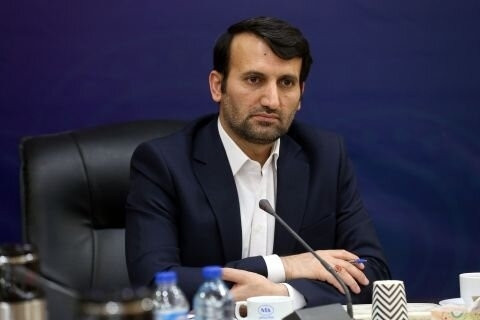 والدین اگر نتوانستند در مدرسه ثبت‌نام کنند،  به آموزش و پرورش بروند