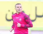 سید جلال حسینی کاپیتان تیم پرسپولیس:  تا روز آخر مسابقات عقب‌نشینی نمی‌کنیم