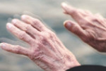 جلوگیری از ابتلا به پارکینسون با نوشیدن یک فنجان قهوه در روز
