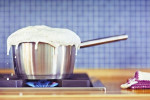 جوشاندن شیر چه مضراتی دارد