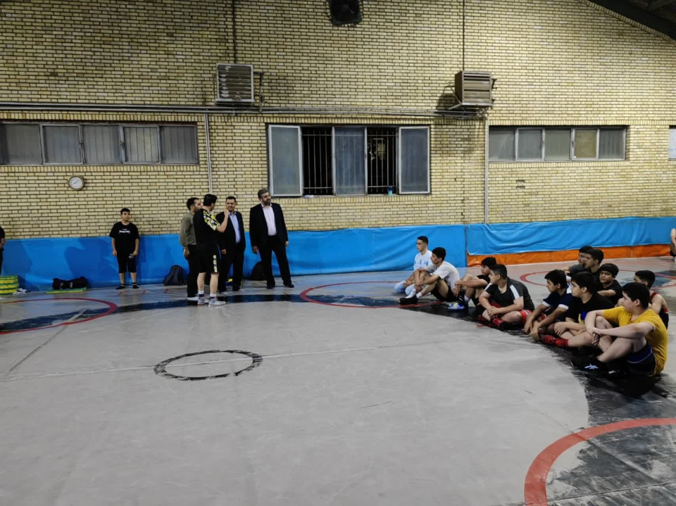 مشکل تشک‌های سالن کشتی به زودی رفع می‌شود