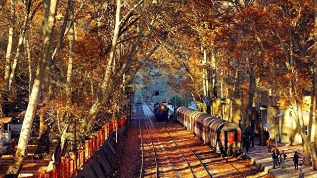 سرنوشت طرح‌های نیمه‌تمام گردشگری  در لرستان؛ از هتل صخره‌ای تا قطار توریستی