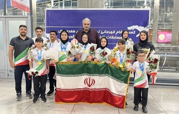 بازگشت تیم دانش آموزی رباتیک به کشور