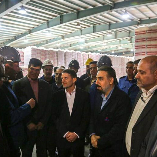 ضرورت احیای تولید و رفع موانع در پتروشیمی آبادان