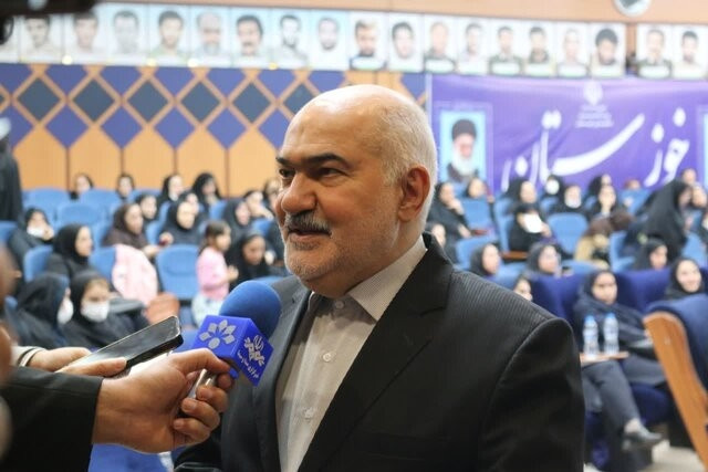 احداث ۷۰ نیروگاه خورشیدی در خوزستان برای تأمین ۲۱۰ مگاوات برق