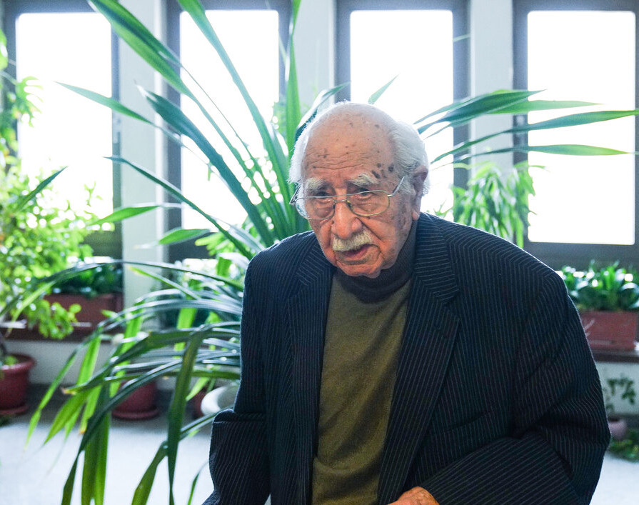 شناخت ناکافی نسل جوان از هویت ایران وجود دارد