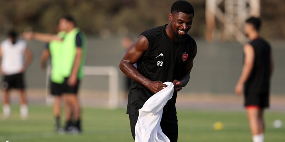 اوریه روی لبه تیغ