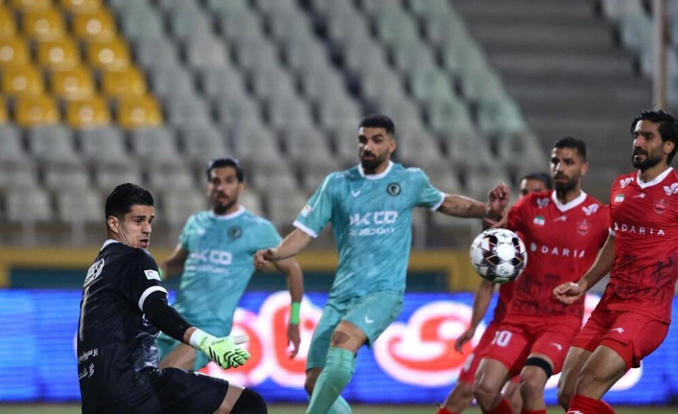 آلومینیوم گربه سیاه پرسپولیس است