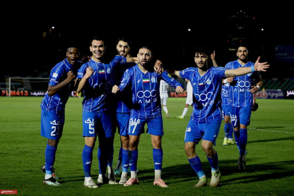 استقلال در اندیشه طلسم شکنی