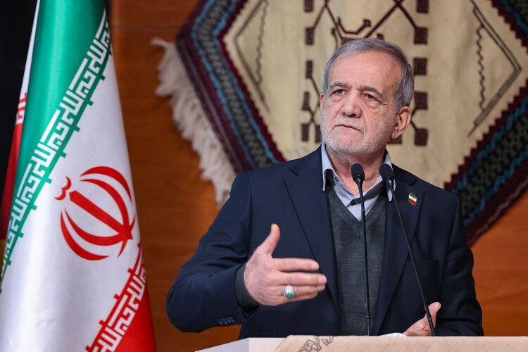 خودروهای دولتی از بنزین سهمیه‌ای  استفاده نمی‌کنند