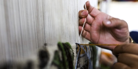 ۲۴۰۰ بافنده فرش دستبافت در ایلام مشغول به کار هستند