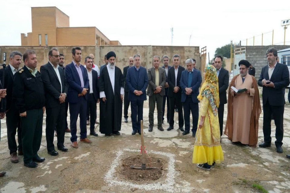 کلنگ‌زنی دو پروژه مهم عمرانی در شهرستان آغاجاری با اعتبار ۸۵۰ میلیارد ریال