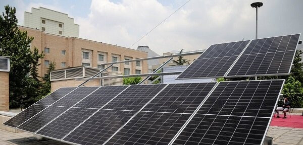 برنامه‌ریزی برای نصب پنل‌های خورشیدی  در ۸ هزار مدرسه دولتی کشور