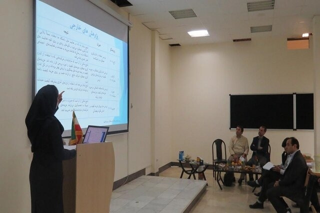 اعطای فرصت مجدد دفاع از پایان‌نامه  به دانشجویان تحصیلات تکمیلی علوم پزشکی