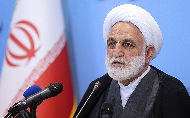 کمک به آزادسازی زندانیان غیرعمد عملی پسندیده است