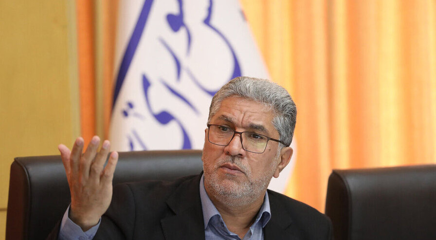 کارکنان نفت برای تولید پایدار سوخت  در جنگ تحمیلی جانانه ایستادند