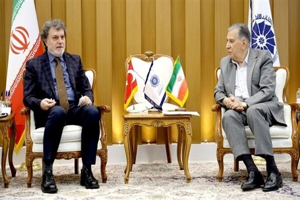 حجم مراودات تجاری ایران و ترکیه باید  به ۳۰ میلیارد دلار برسد