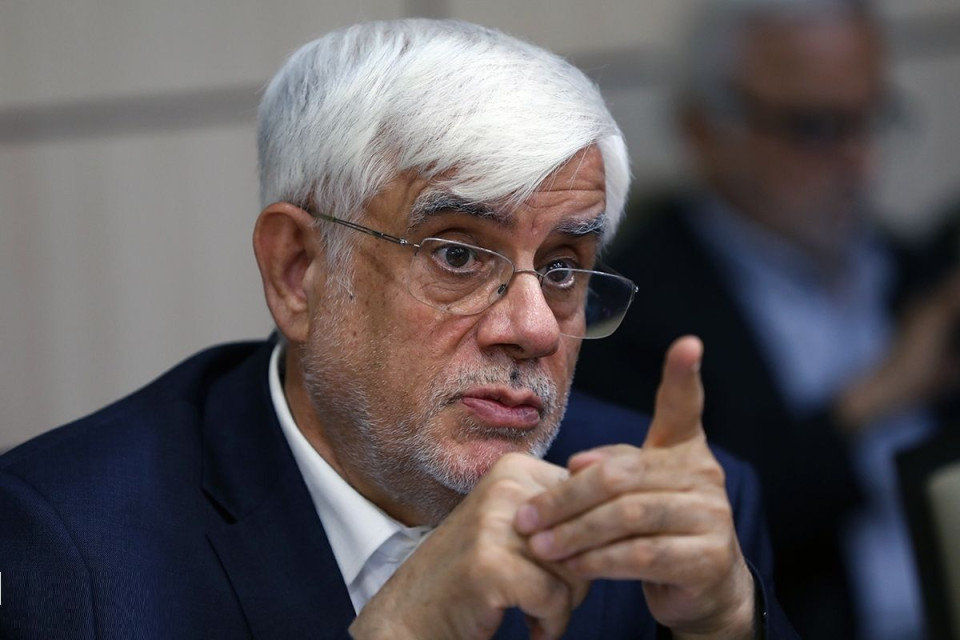 عارف: راهبرد دولت تأمین پایدار کالاهای اساسی و جلوگیری از گران‌فروشی است