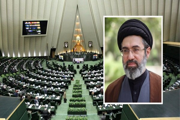 پیام رهبر انقلاب به مناسبت سالروز افتتاح مجلس شورای اسلامی و آغاز سومین سال فعالیت مجلس دوازدهم