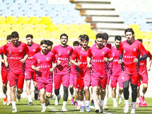 شروع تمرینات بدون سرمربی سرخپوشان