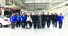 پیگیر رفع مشکلات و تسهیل فرآیند تولید در ایران خودرو خراسان هستیم