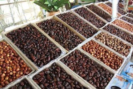 ۴۰ کانتینر خرما راهی صادرات شد
