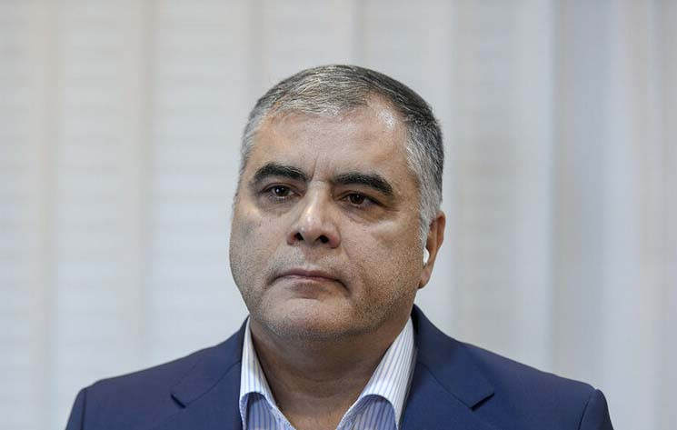 تحویل نفت ایران به مشتریان ادامه دارد