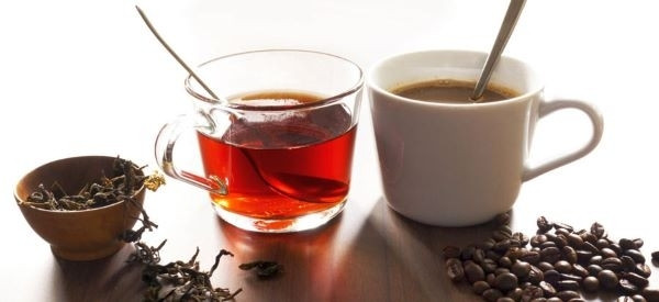 قهوه و چای چه تأثیری بر تیروئید دارند؟