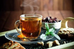چای داغ بنوشید سرطان می‌گیرید